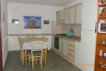 Rexer-Loiri-Porto-San-Paolo-Appartamento-fronte-isola-di-tavolara-CUCINA