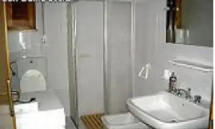 Rexer-Salve-Villetta-a-schiera-in-affitto-a-corso-Europa-Salve-a-settimana-BAGNO