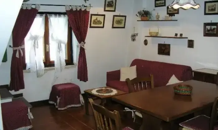 Rexer-Rocca-Di-Mezzo-Attico-Mansarda-in-affitto-via-Antonio-del-Fante-Rocca-Di-Mezzo-CUCINA