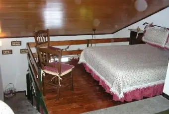 Rexer-Rocca-Di-Mezzo-Attico-Mansarda-in-affitto-via-Antonio-del-Fante-Rocca-Di-Mezzo-CAMERA-DA-LETTO