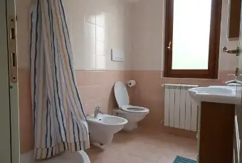 Rexer-Pineto-Casa-mare-posti-letto-BAGNO