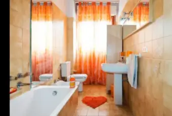 Rexer-Rho-Grande-trilocale-a-RhoFiera-BAGNO