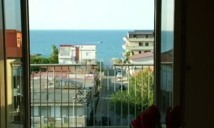 Rexer-Cariati-Attico-di-mq-circa-a-metri-dal-mare-BALCONE