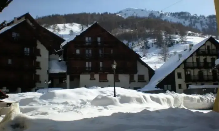Rexer-Sauze-di-Cesana-Monolocale-a-sestriere-VISTA