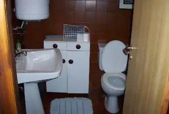 Rexer-Sauze-di-Cesana-Monolocale-a-sestriere-BAGNO