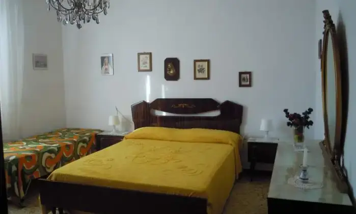 Rexer-Vecchiano-Casa-mare-vacanze-CAMERA-DA-LETTO