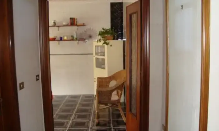 Rexer-Napoli-Vani-quattro-ed-accessori-CUCINA