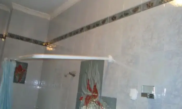 Rexer-Napoli-Vani-quattro-ed-accessori-BAGNO