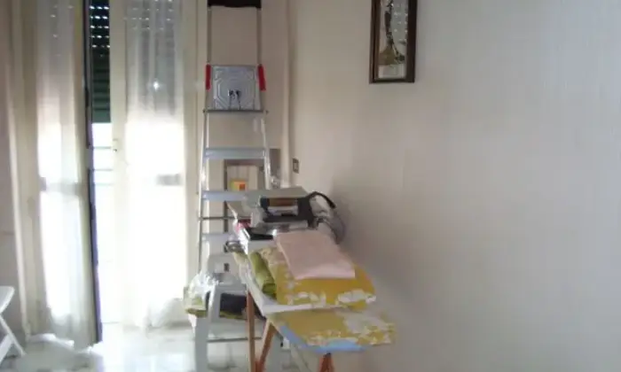 Rexer-Napoli-Vani-quattro-ed-accessori-CAMERA-DA-LETTO