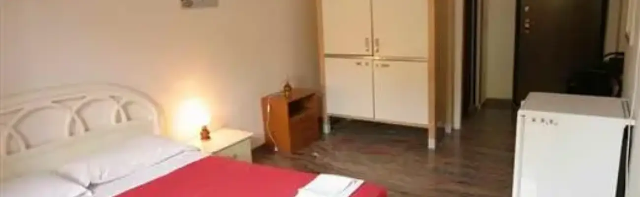 Rexer-Roma-Appartamento-in-affitto-a-Roma-CAMERA-DA-LETTO