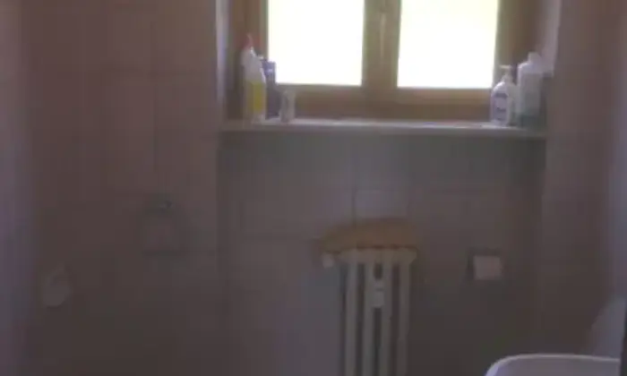 Rexer-Bardonecchia-Bilocale-arredato-a-Bardonecchia-BAGNO