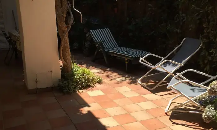 Rexer-capri-Fittasi-appartamento-Luglio-Agosto-GIARDINO