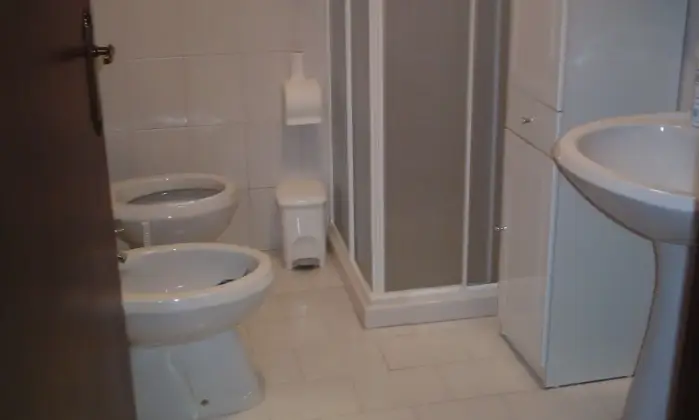 Rexer-Budoni-Trilocale-a-due-passi-dal-mare-BAGNO