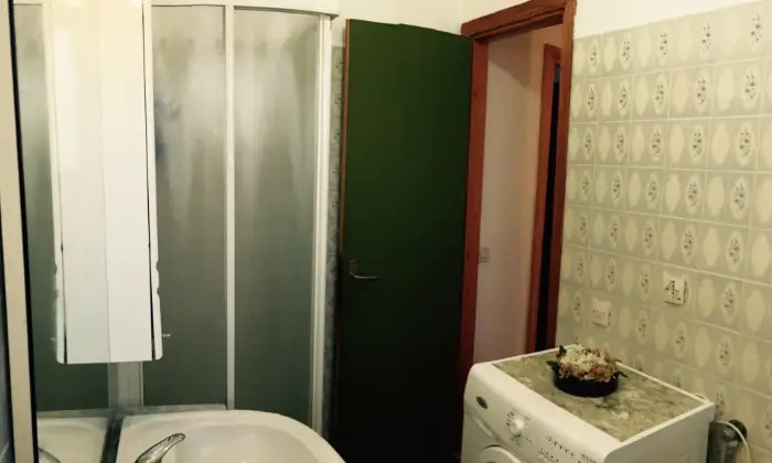 Rexer-Cerveteri-Bilocale-ammobiliato-BAGNO