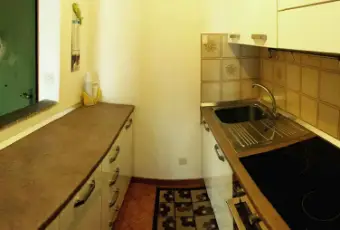 Rexer-Cerveteri-Bilocale-ammobiliato-CUCINA