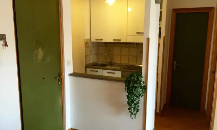 Rexer-Cerveteri-Bilocale-ammobiliato-CUCINA