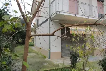 Rexer-San-Giovanni-In-Marignano-Villa-via-Ferdinando-Magellano-San-Giovanni-In-Marignano-GIARDINO