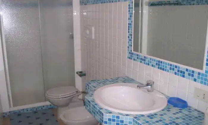 Rexer-Santa-Teresa-Gallura-Casa-Vacanze-Mare-Sardegna-BAGNO