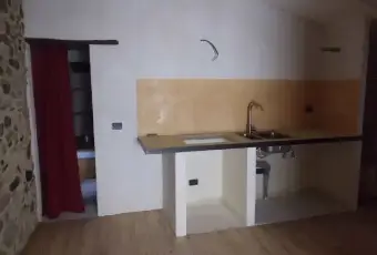 Rexer-Laterina-Bilocale-in-affitto-via-San-Giuseppe-Laterina-CUCINA