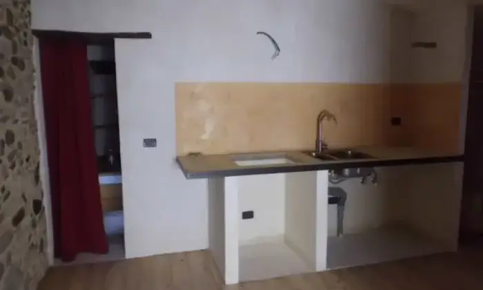 Rexer-Laterina-Bilocale-in-affitto-via-San-Giuseppe-Laterina-CUCINA