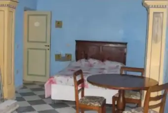 Rexer-Bagnone-Affitto-case-vacanze-per-brevi-periodi-e-residenziali-CAMERA-DA-LETTO