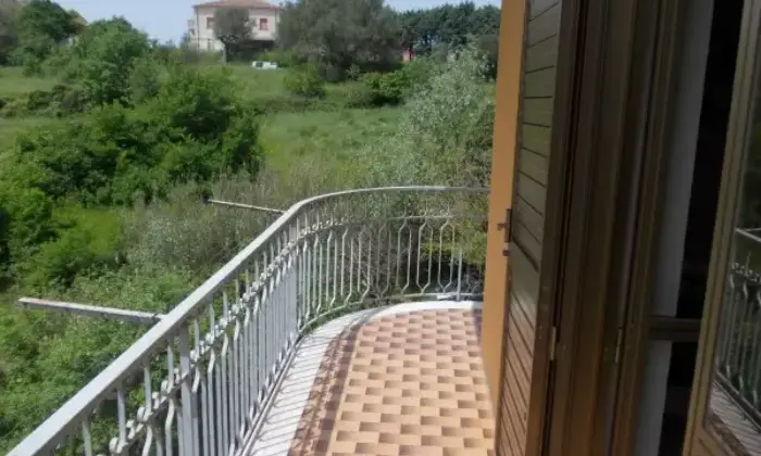 Rexer-Centola-Quadrilocale-via-Rizzo-Centola-BALCONE