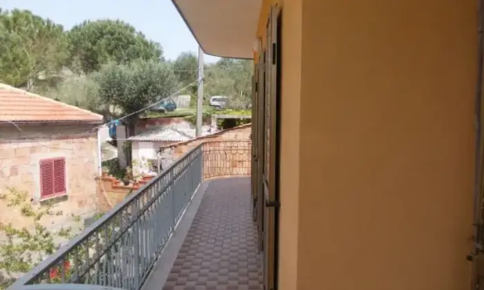 Rexer-Centola-Quadrilocale-via-Rizzo-Centola-BALCONE