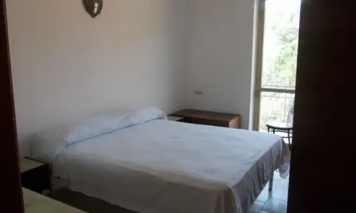 Rexer-Centola-Quadrilocale-via-Rizzo-Centola-CAMERA-DA-LETTO