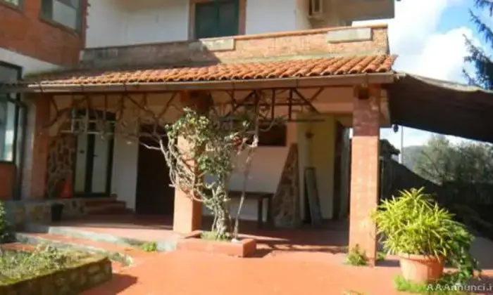 Rexer-Caserta-Rustico-con-camere-ALTRO