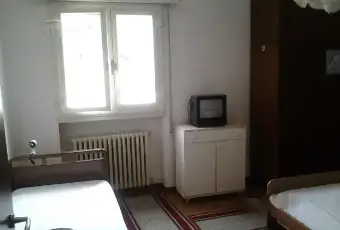 Rexer-Pontebba-Appartamento-vicinanze-tarvisio-posti-letto-CAMERA-DA-LETTO