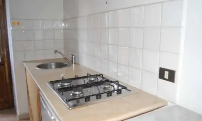 Rexer-Sorano-Quadrilocale-Strada-Provinciale-Montorio-Sorano-CUCINA