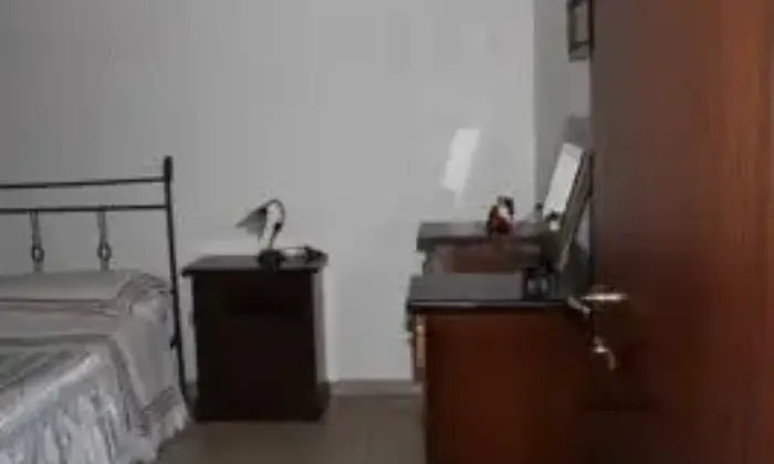 Rexer-Fiuggi-Affitto-di-trilocale-in-via-colle-michelangelo-Fiuggi-mese-CAMERA-DA-LETTO
