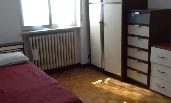 Rexer-Pavia-Casa-per-studenti-CAMERA-DA-LETTO