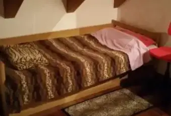 Rexer-Limbiate-Stanza-in-affitto-CAMERA-DA-LETTO