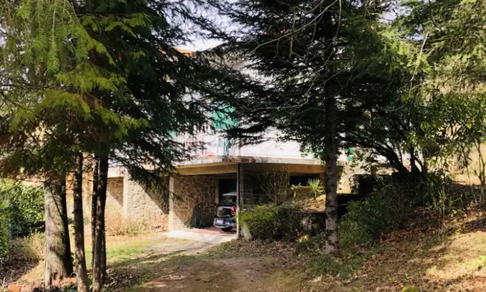 Rexer-Marliana-Villetta-con-parco-vicino-Montecatini-Terme-Terrazzo
