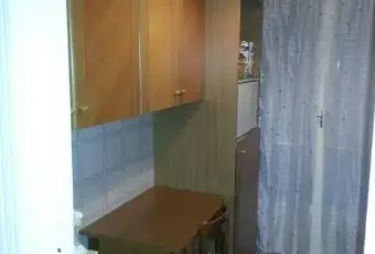 Rexer-Milano-Bilocale-arredato-con-posti-letto-CUCINA