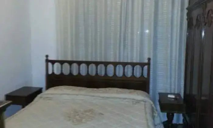 Rexer-Milano-Bilocale-arredato-con-posti-letto-CAMERA-DA-LETTO