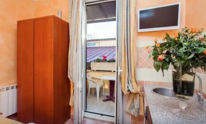 Rexer-Roma-Monolocale-Occasione-CUCINA