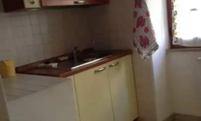 Rexer-Acquapendente-Grazioso-bilocale-CUCINA