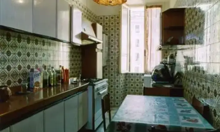 Rexer-Roma-Ampio-quadrilocale-arredato-CUCINA