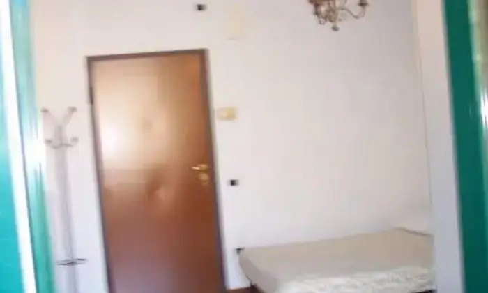 Rexer-Perugia-Panoramico-monolocale-CAMERA-DA-LETTO
