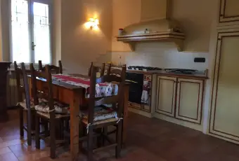 Rexer-Perugia-Appartamento-in-palazzina-depoca-CUCINA