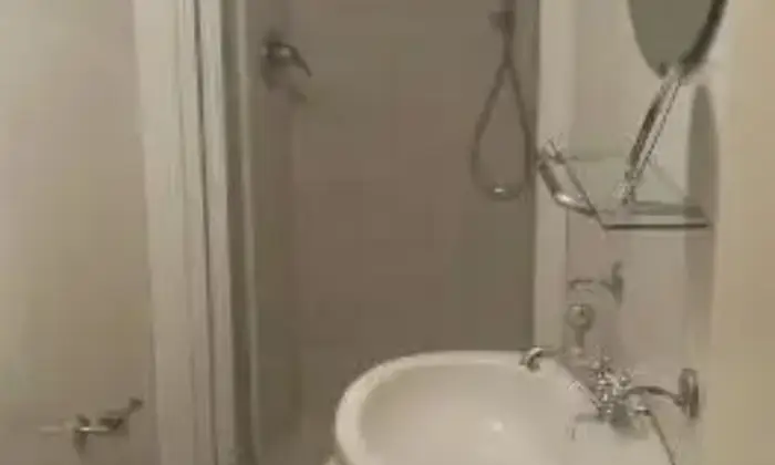 Rexer-Perugia-Particolare-loft-centrale-BAGNO