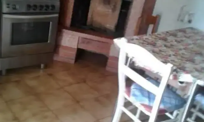 Rexer-Viterbo-camere-singole-zona-pilastro-SALONE