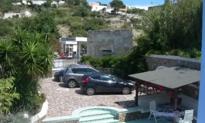 Rexer-Ponza-Bilocali-vicinissimo-al-mare-posti-con-parcheggio-ALTRO