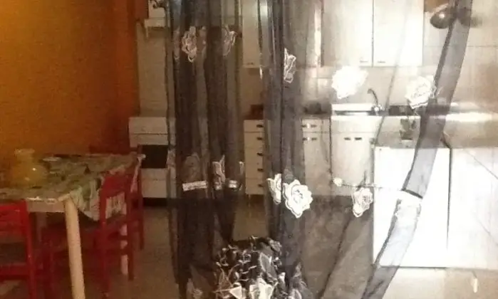 Rexer-Frosinone-Ampio-Appartamento-ammobiliato-stazione-frosinone-CUCINA
