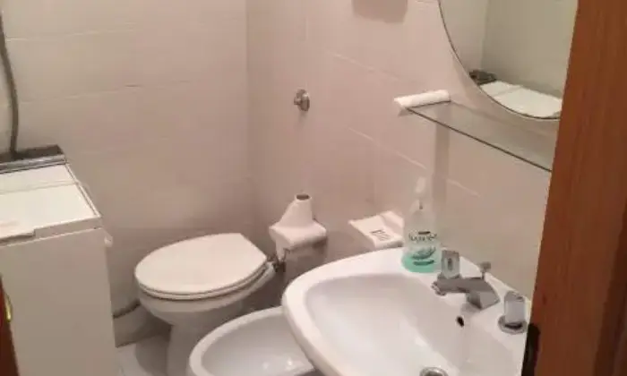 Rexer-Monte-Argentario-Appartamento-a-Porto-Ercole-con-bellissimo-terrazzo-panoramico-BAGNO