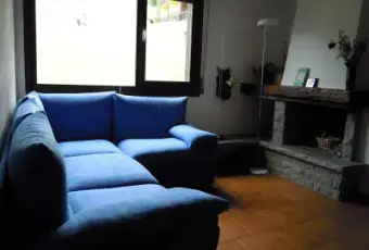 Rexer-Abetone-Caratteristico-appartamento-trilivello-sulle-piste-SOGGIORNO