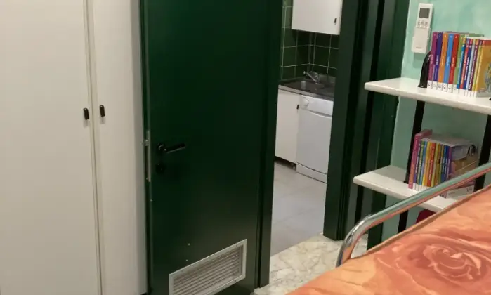 Rexer-Montignoso-Cinquale-mt-dal-mare-appartamento-in-residence-con-piscina-CameraDaLetto