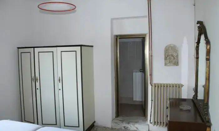 Rexer-Montemignaio-Grazioso-appartamento-CAMERA-DA-LETTO